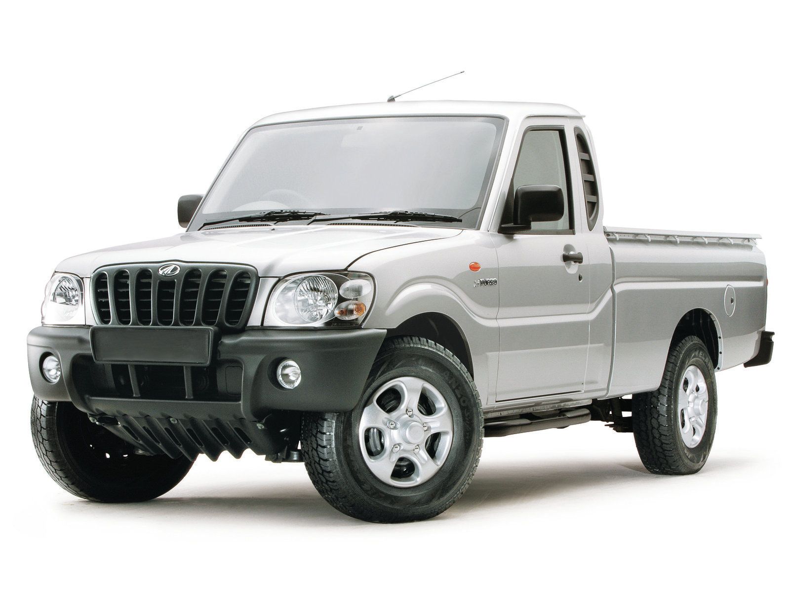 MAHINDRA   4X4   2 PORTES