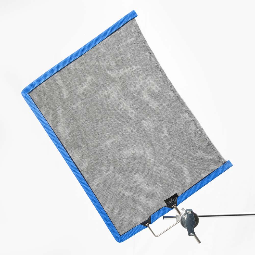 Triple Scrim Black 24" x 36" (bleu)