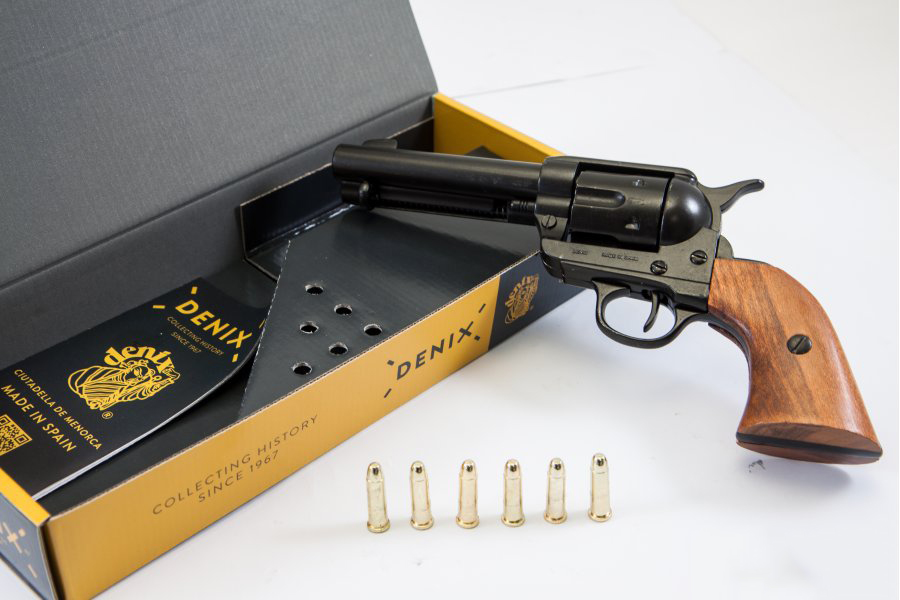 REVOLVER CAL.45 PEACEMAKER 4,75 ", CON 6 PROIETTILI, USA 1873